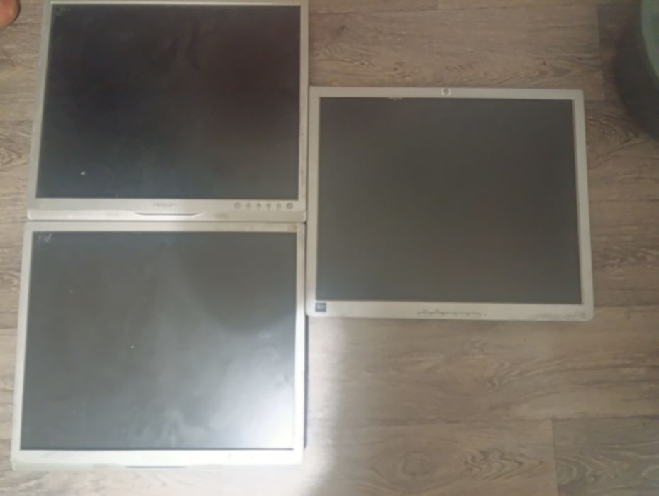 Монитор Philips 3 шт