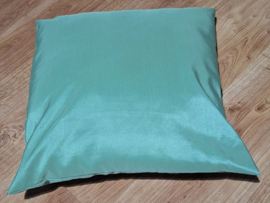 3 poduszki ozdobne z  wypełnieniem 50x50cm ikea