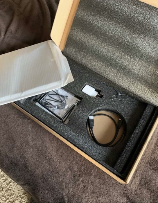 Портативний енергозберігаючий монітор 17,3 дюйма