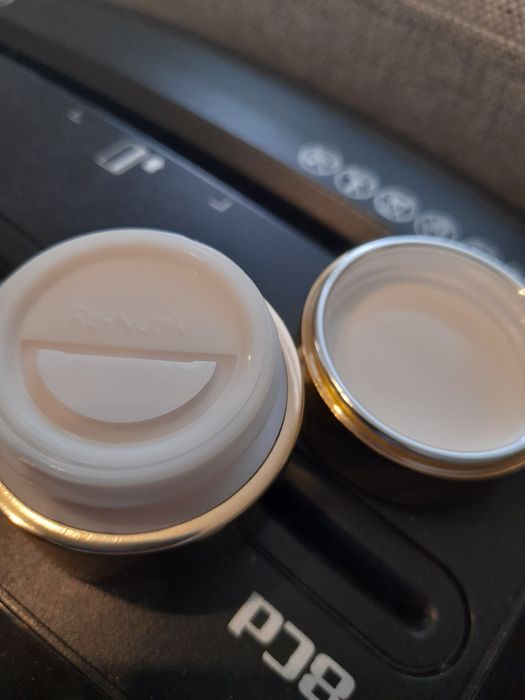 Estee Lauder Re-Nutriv Lift Regenerating Youth Eye krem pod czy 15 ml