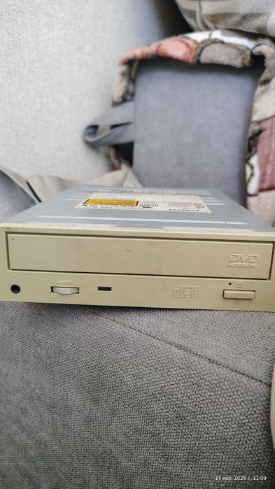 DVD привод для компьютера