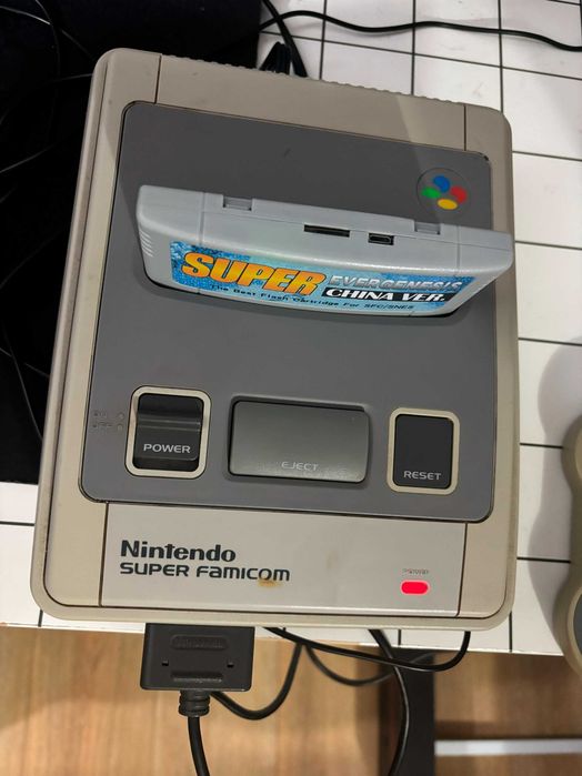 Super Nintendo Famicom