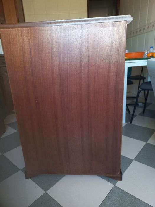 Cristaleira em Nogueira 20% de desconto até ao final de Novembro