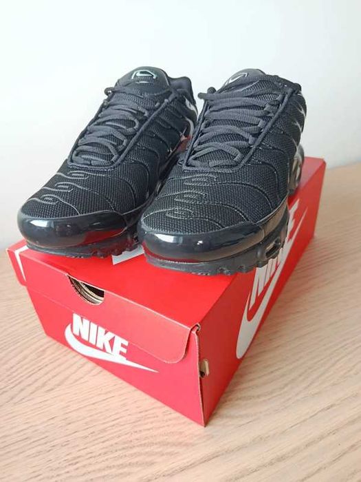 Air_Max_TN_Plus_Czarny 40