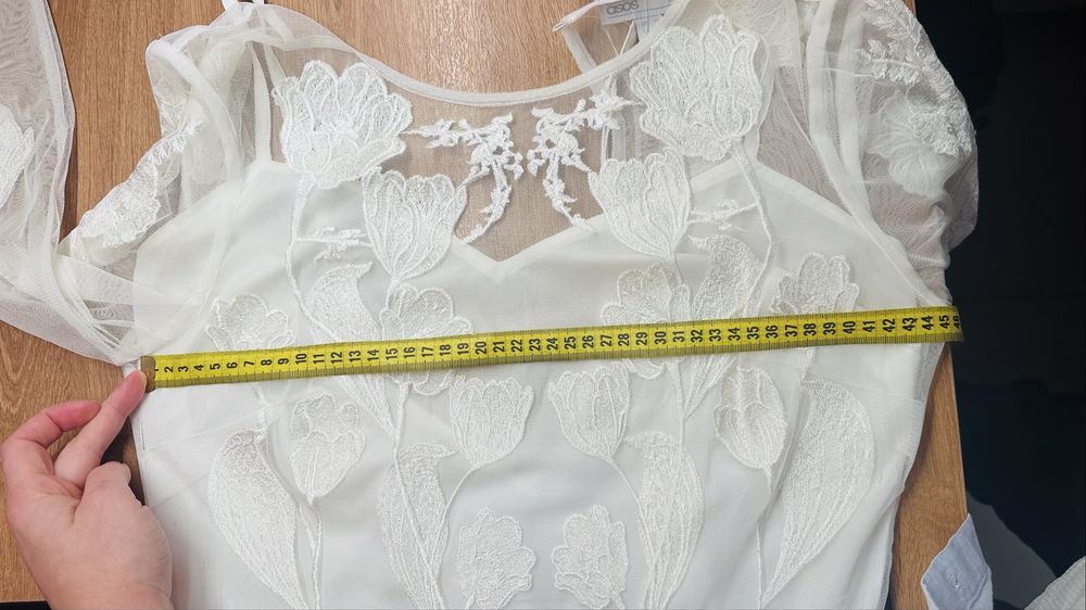 Suknia ślubna ASOS boho