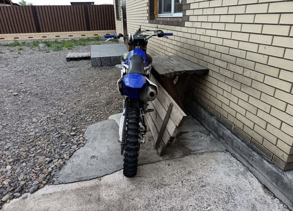 Yamaha yz450f мотоцикл