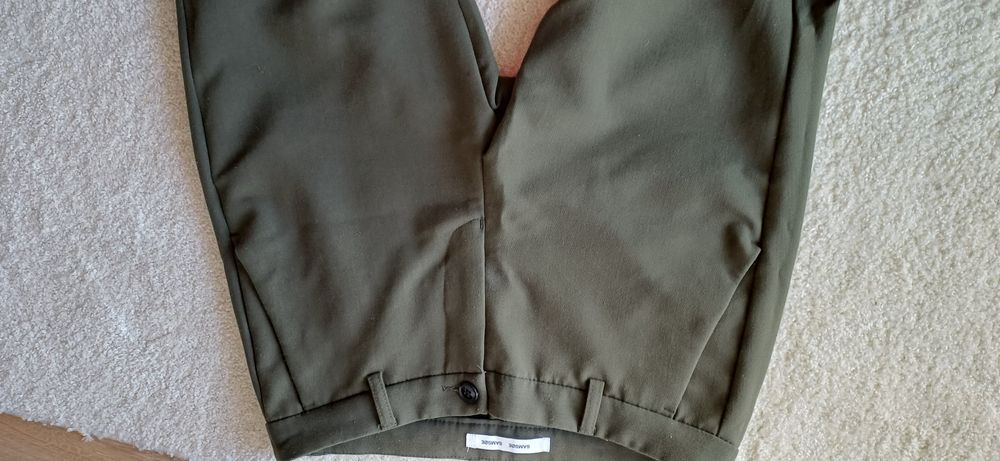 Samsoe Samsoe spodnie butelkowa zieleń 36