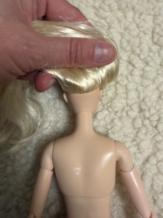 Лялька Барбі Міллі  шарнірна( з набору Barbie basics)