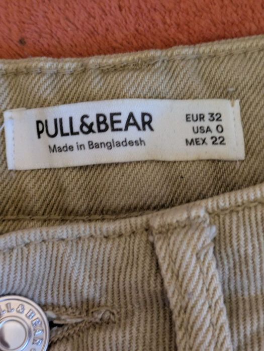 Джинси жіночі pull&bear