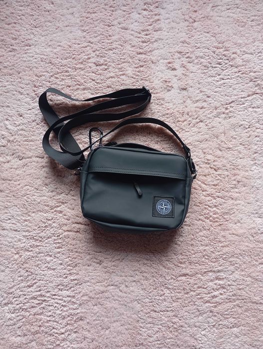 Bolsa Preta Stone Island