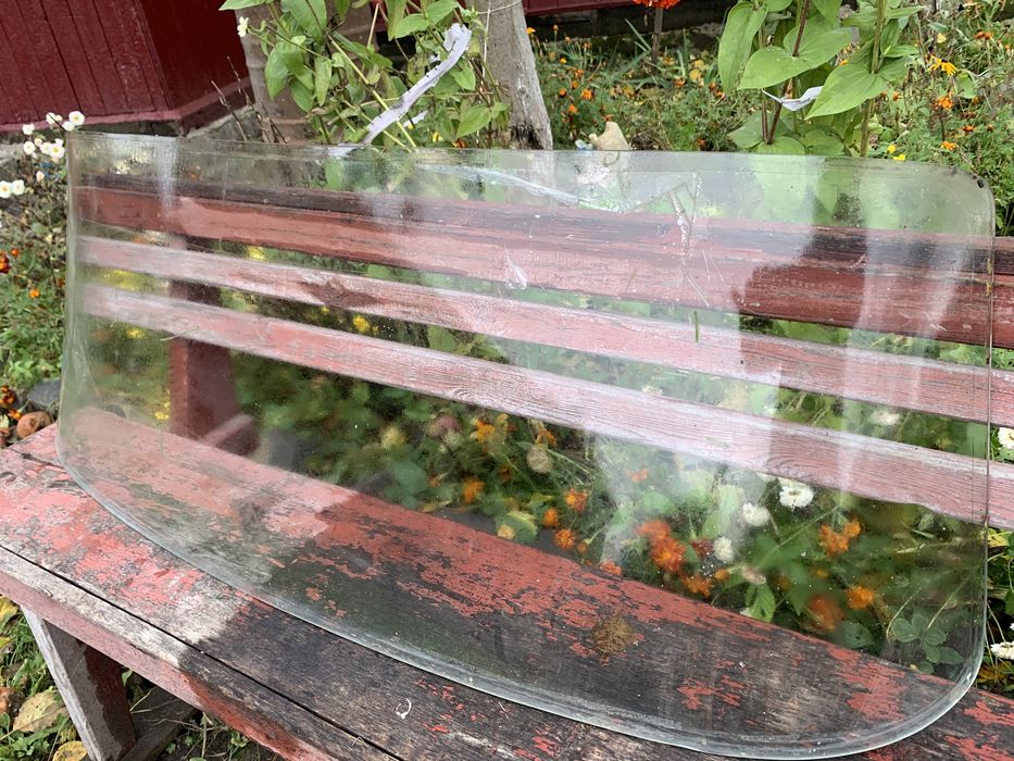 Продам лобове скло до Москвича 412