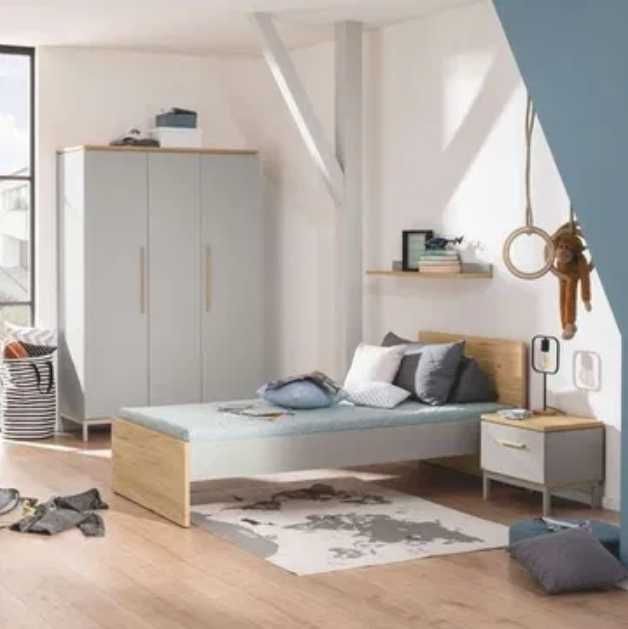 3-drzwiowa pojemna szafa dziecięca