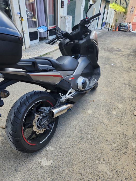 Honda integra 750 2016