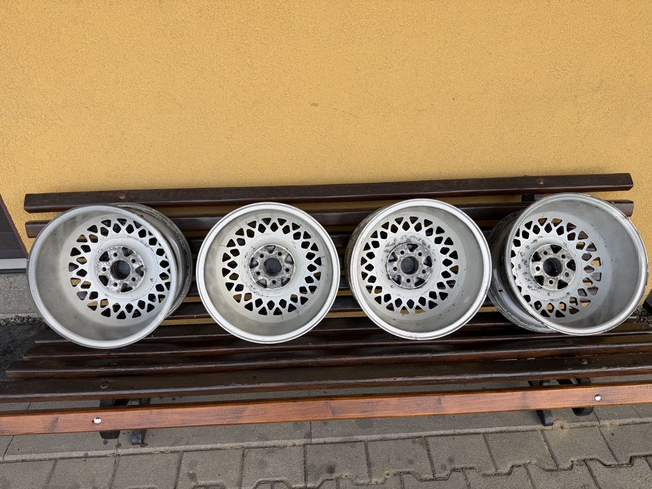 Felgi aluminiowe Rial mesh