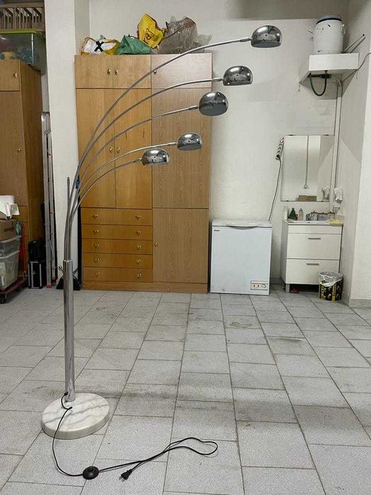 candeeiro de sala do gato preto