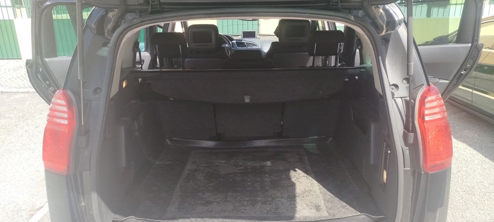 Peugeot 5008 1.6HDI