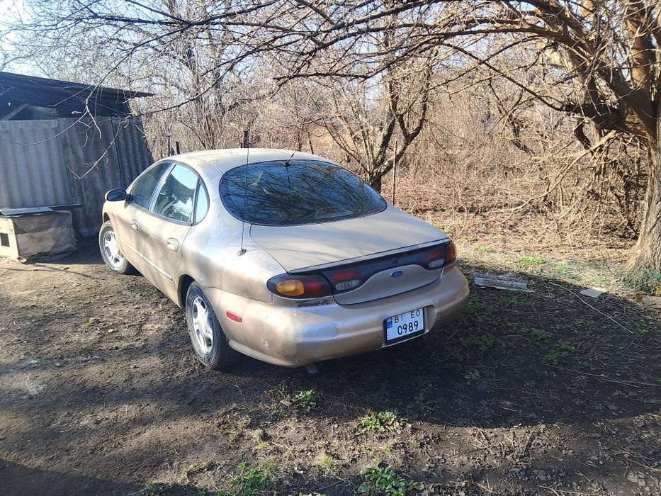 Продам ford taurus