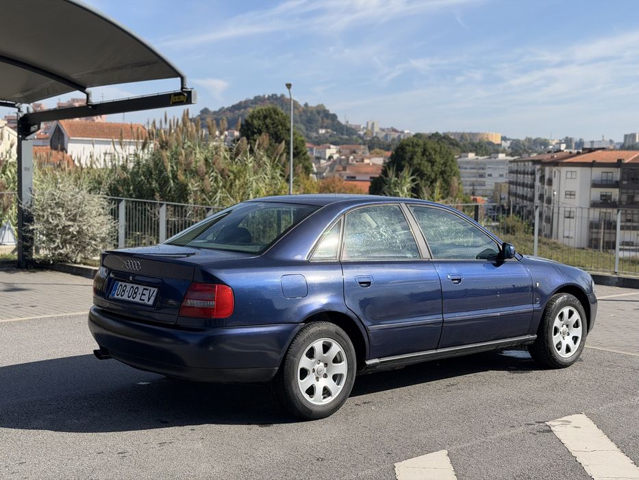 Audi a4 1.6 b5