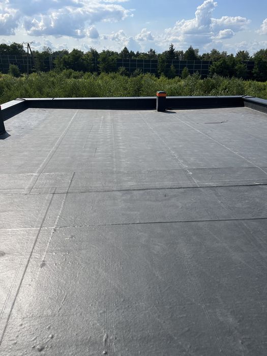 Usługi dekarskie hydroizolacje membranami Epdm dachów płaskich tarasów balkonów blacharka