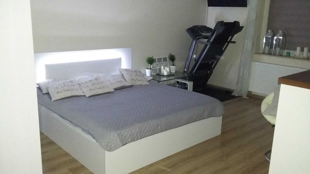 Duża Kawalerka 35m2 + balkon - ul. Piękna 62aa