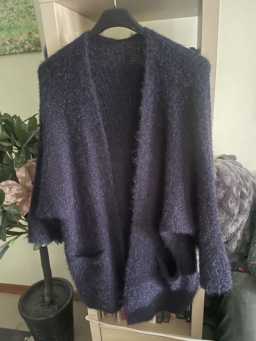 Nowy granatowy kardigan damski oversize z lekkim polyskiem