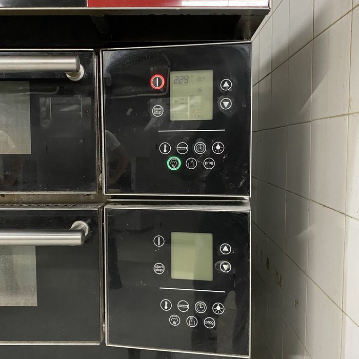 Forno profissional pastelaria da marca salva