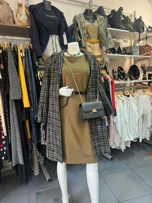 Wyposażenie sklepu odzieżowego Fv VAT