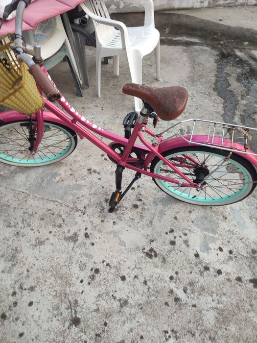 Bicicleta menina