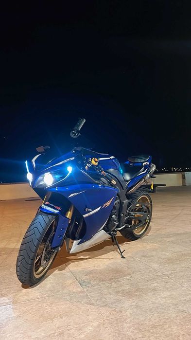 Yamaha r1 crossplane 2015