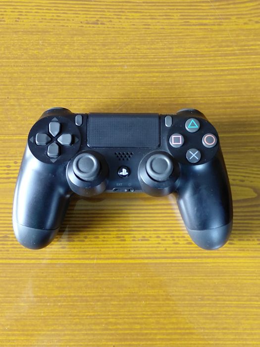 Оригінальний геймпад Sony DualShock 4 v2 Black для PS4 / PC