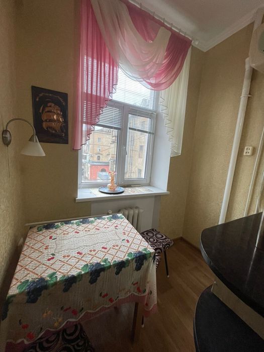 Здаю  2к квартиру на Соборній