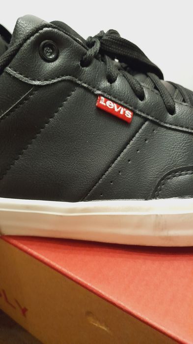 Levi's. Оригинал. Мужские кеды. Размер 44/10.5