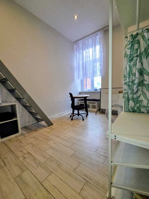Mikrokawalerka tuż przy Agorze
