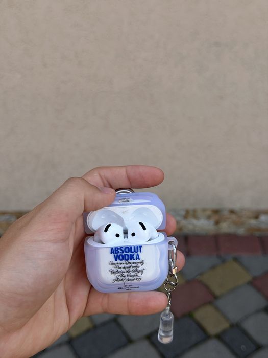 Чехол на AirPods 4, pro 2 з брендуванням Absolut Vodka та Jägermeister