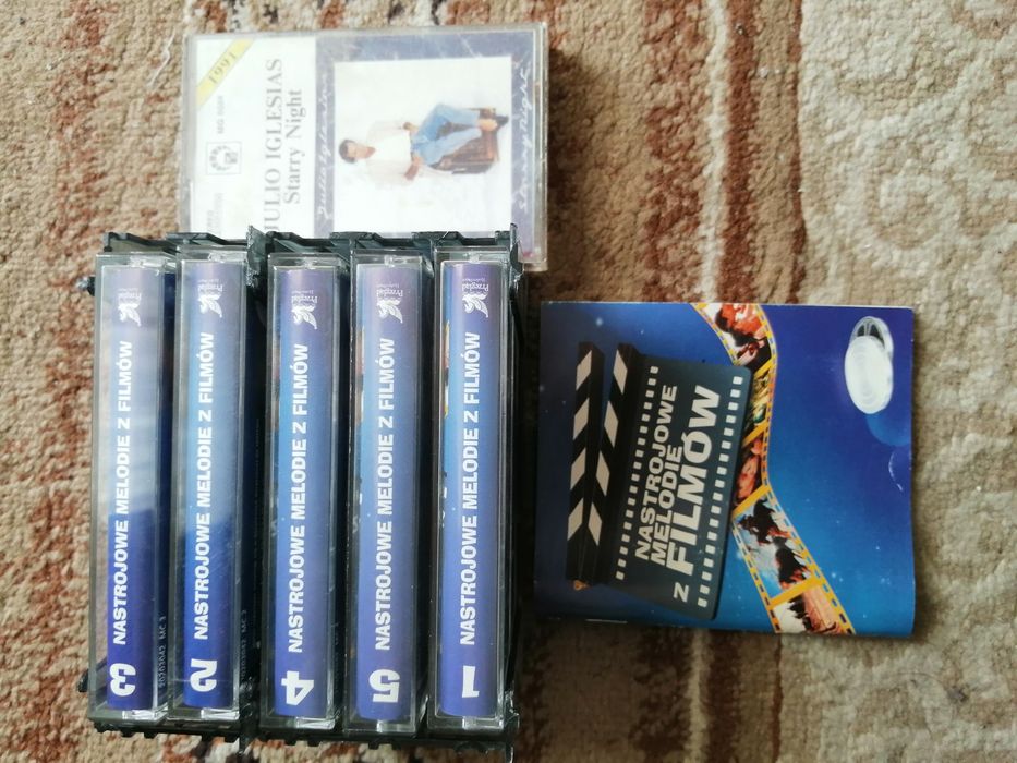 Nastrojowe melodie z filmów 5 kaset  Reader's Digest +stojak + gratis