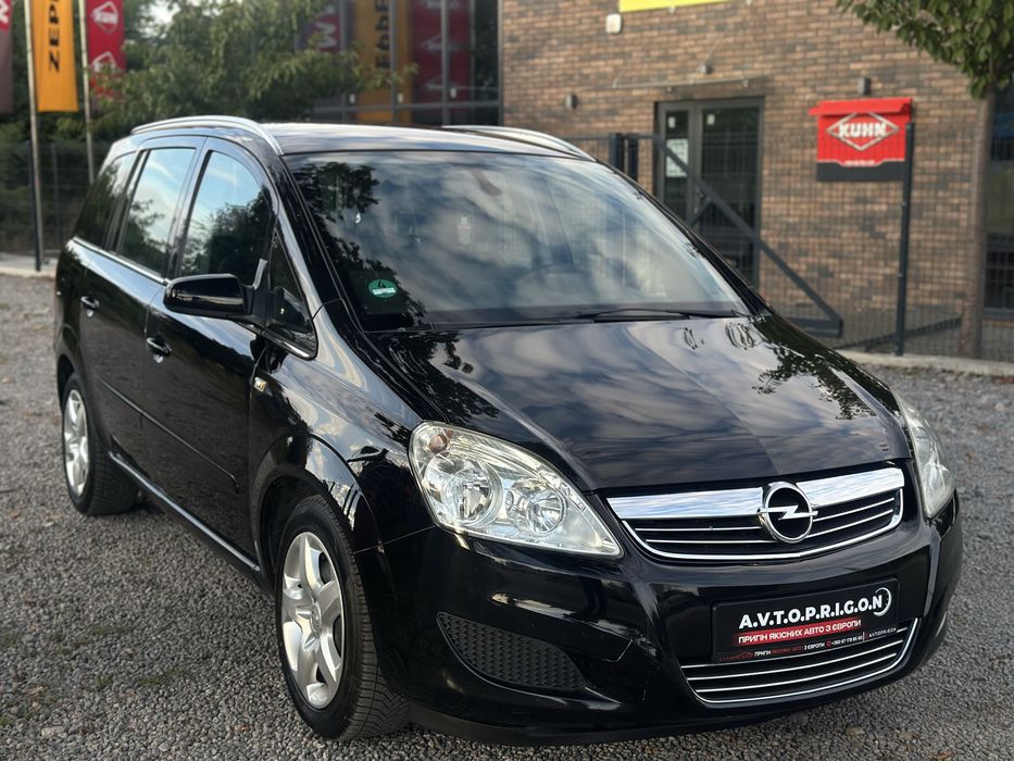 Продам Opel Zafira B