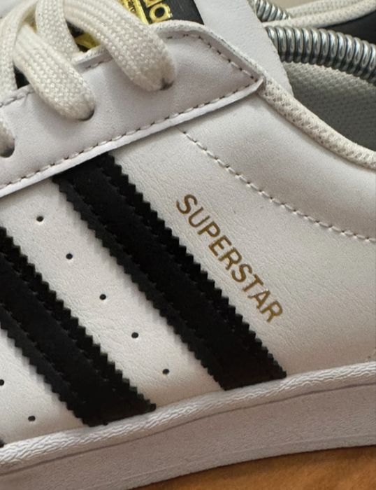 Adidas Superstar