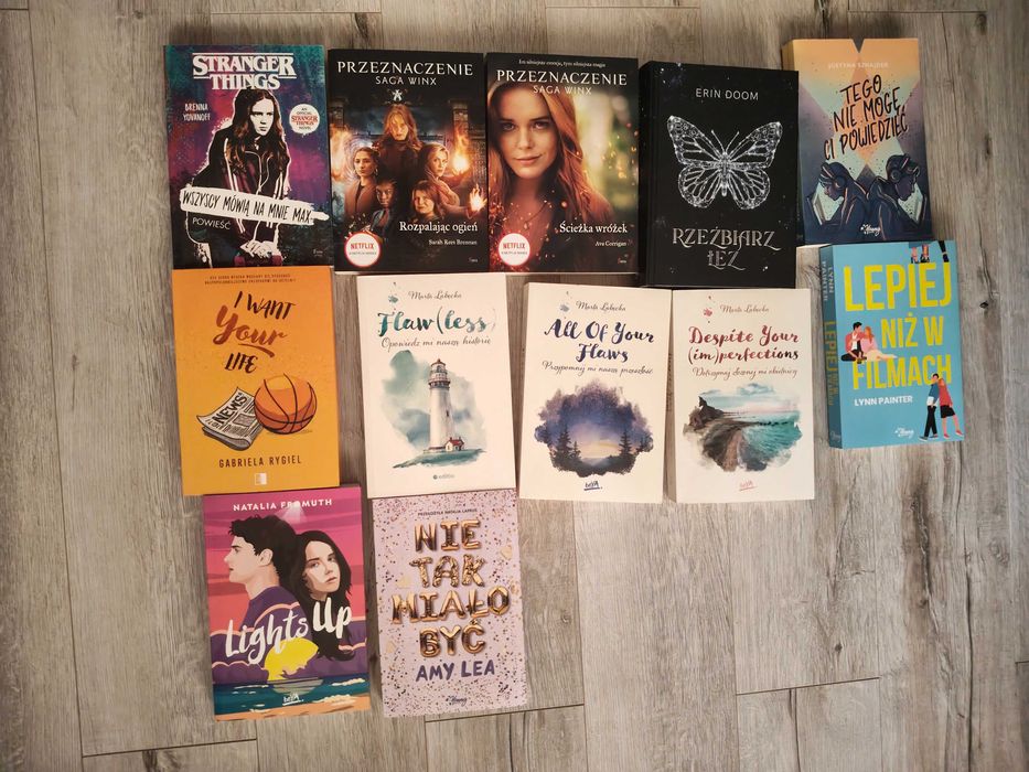 Książki Young Adult / romans / fantastyka (stan bardzo dobry!)