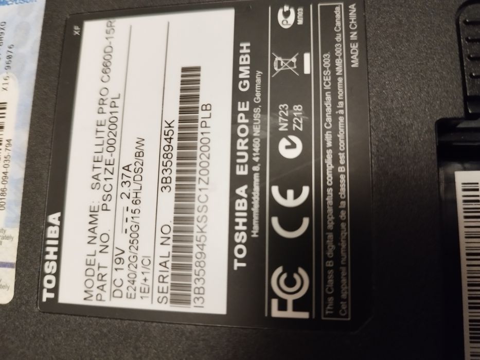 Laptop Toshiba 2GB RAM