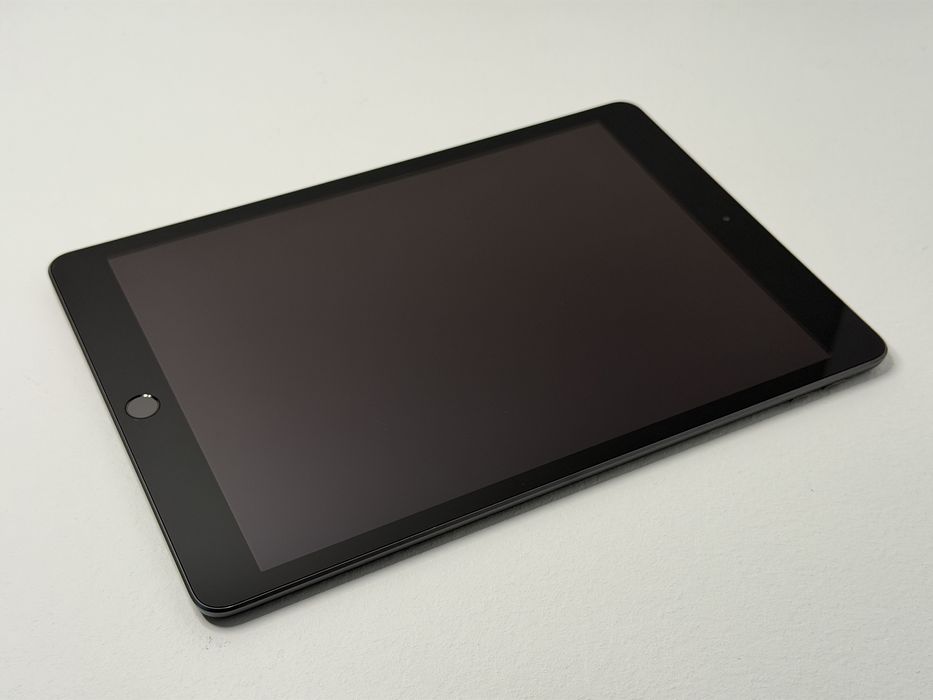iPad 8. gen. (A2270) - 32GB - faktura VAT 23%