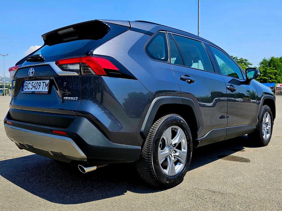 Toyota RAV4 2024р 2.5 гібрид офіційний