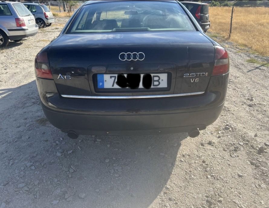 Vendo Audi A6 V6 2.5 180 cavalos quattro do ano 2000