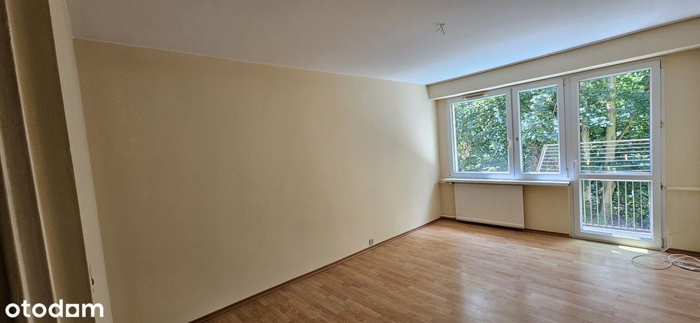 Sprzedam mieszkanie 4 pokoje 62m2 w Leźnicy Wielkiej