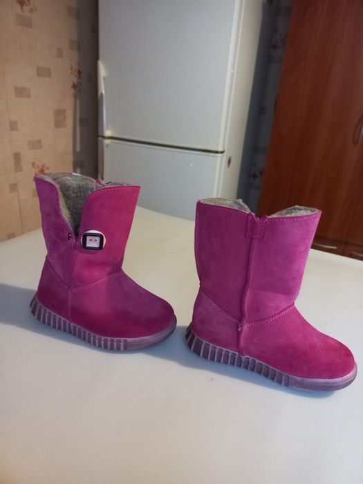 Нові уггі замшеві р.26 Bistfor