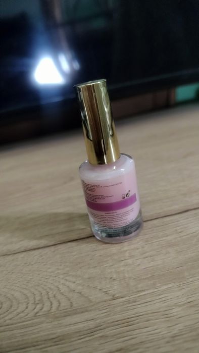 Odżywka wzmacniająca lakier do paznokci