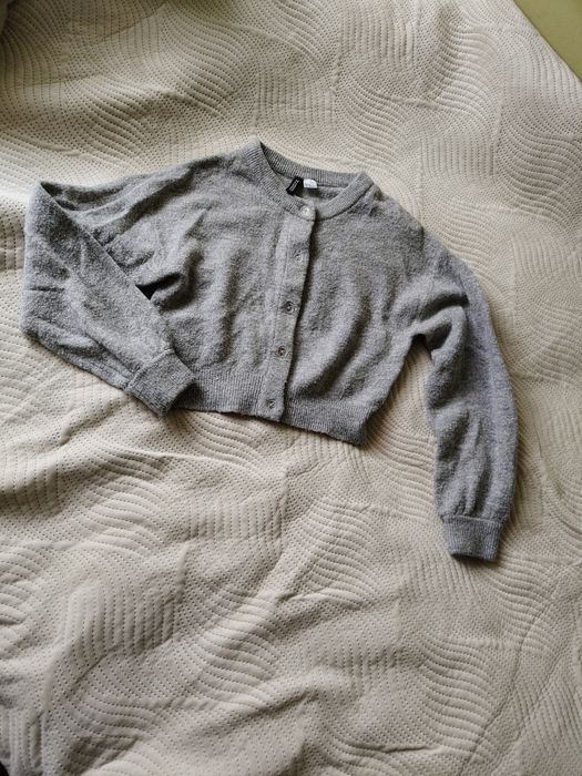Damski jasnoszary krótki kardigan , rozpinany na guziki , Divided H&M