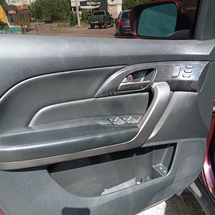 Продам Acura MDX
