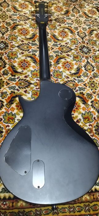 Guitarra ESP LTD EC-1000 VB EMG