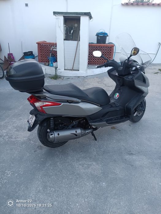 Moto 125 para desocupar