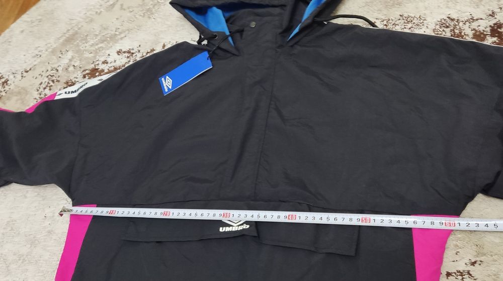 Оригінальний жіночий анорак Umbro